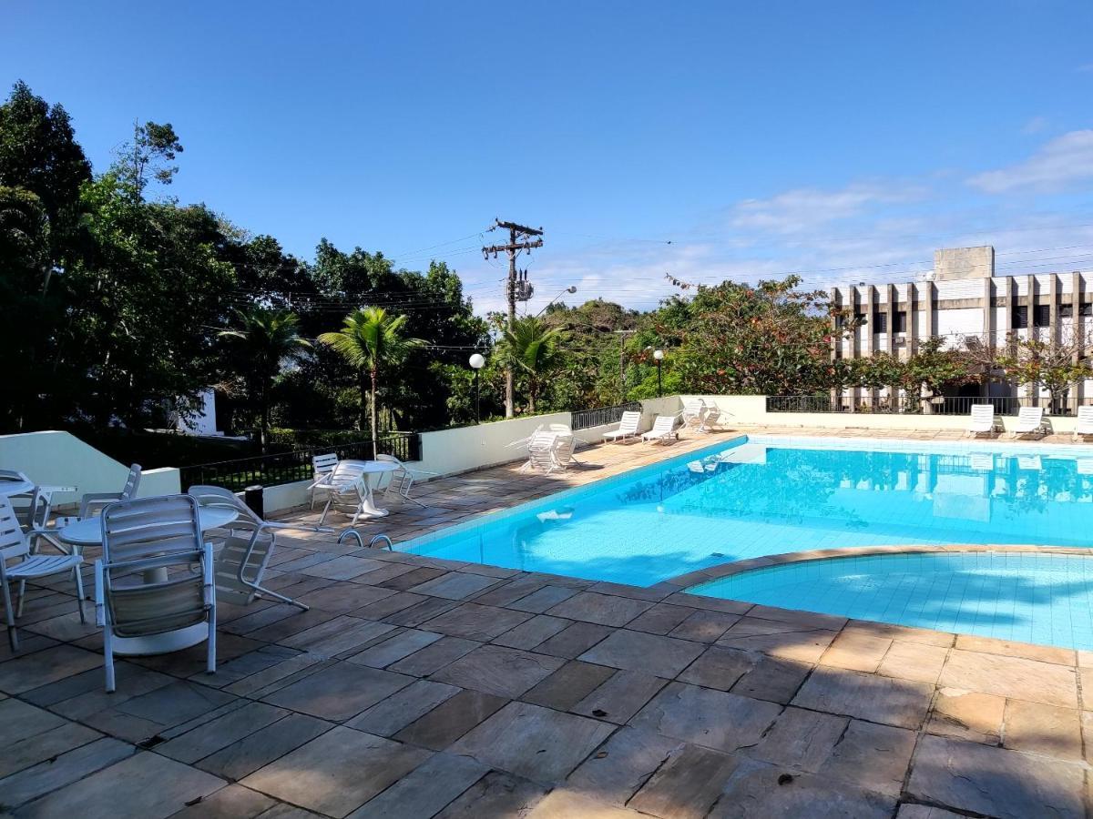 Apartamento até 10 pessoas na enseada Guarujá em condomínio clube praia piscinas salão jogos quadra futebol campo parquinho brinquedos Wi-fi Home office Exterior foto